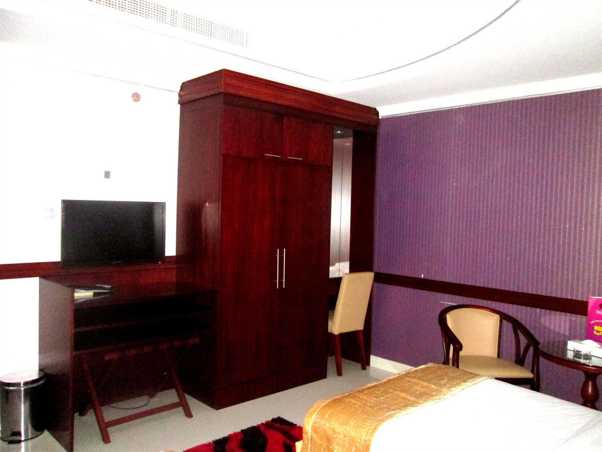 Hala Inn Hotel Apartments - Baithans Ajman Exterior photo