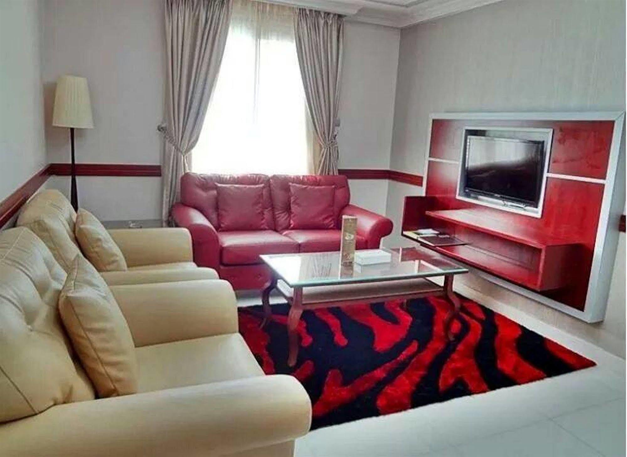 Hala Inn Hotel Apartments - Baithans Ajman Exterior photo
